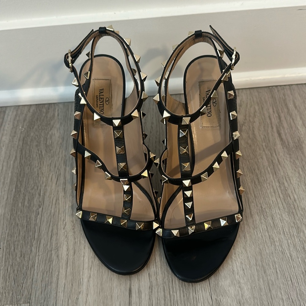 Valentino Garavani Woven Rockstud Heel